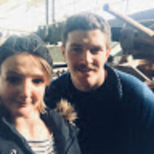 Meet your Posher, Caroline